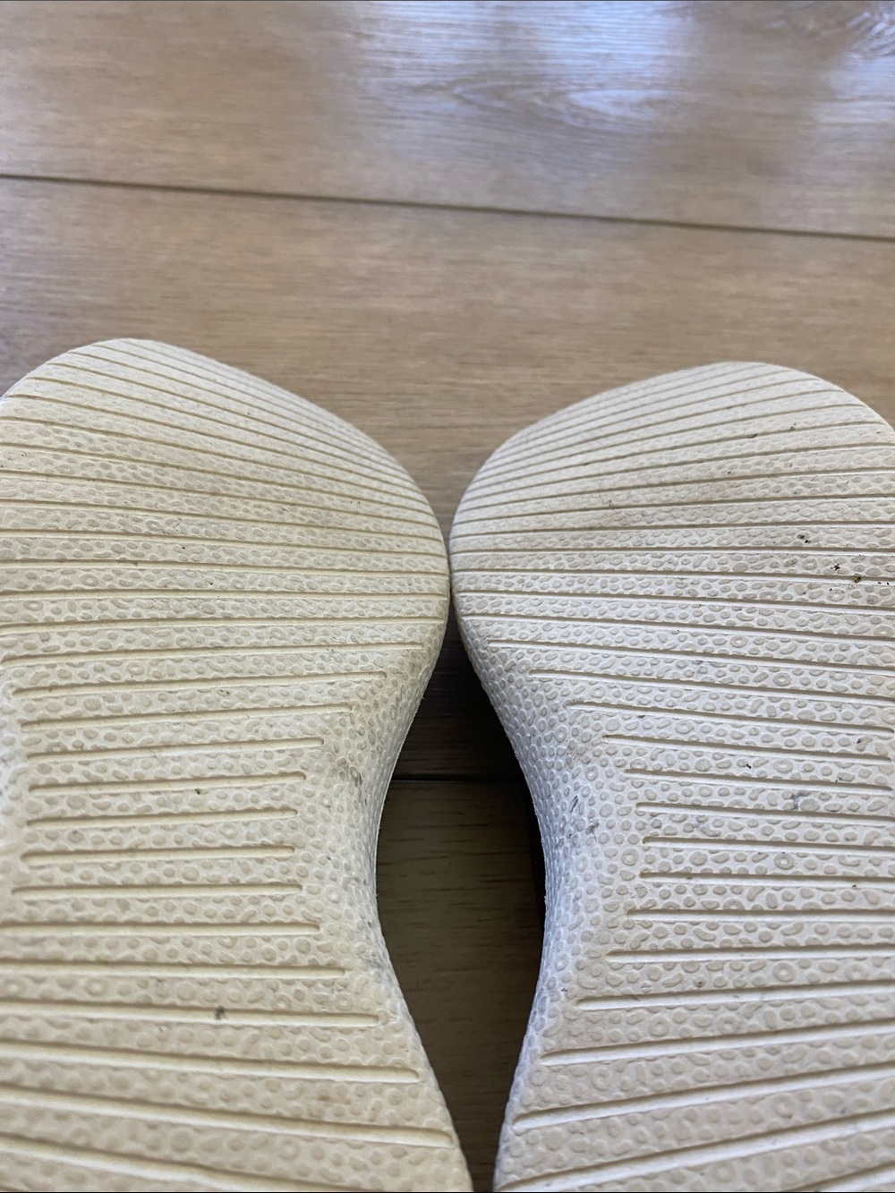 allbirds Women’s Tree Runner Sneaker- size 9 - Picture 5 of 6